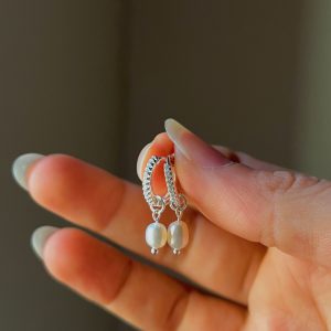 Aros con circonias y perlas